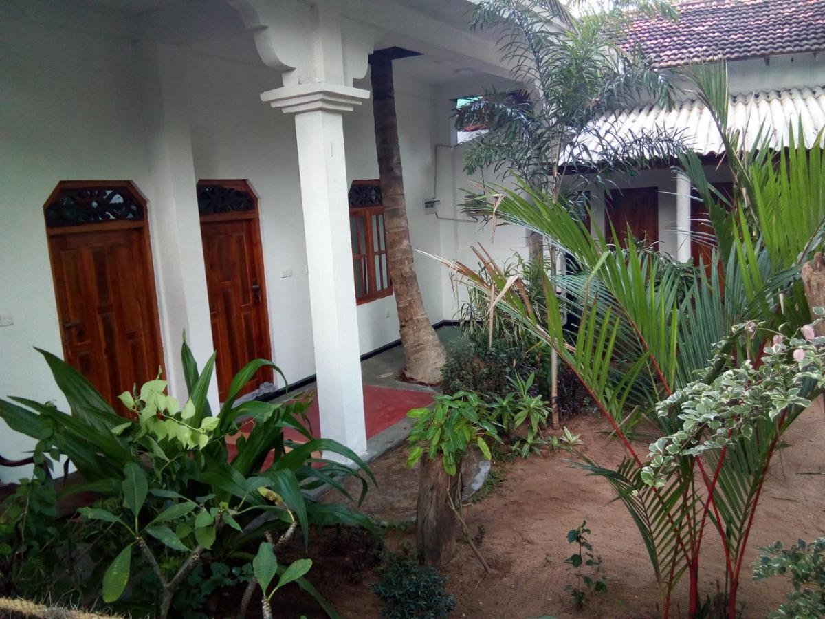 Arugambay Village Baie d'Arugam Extérieur photo